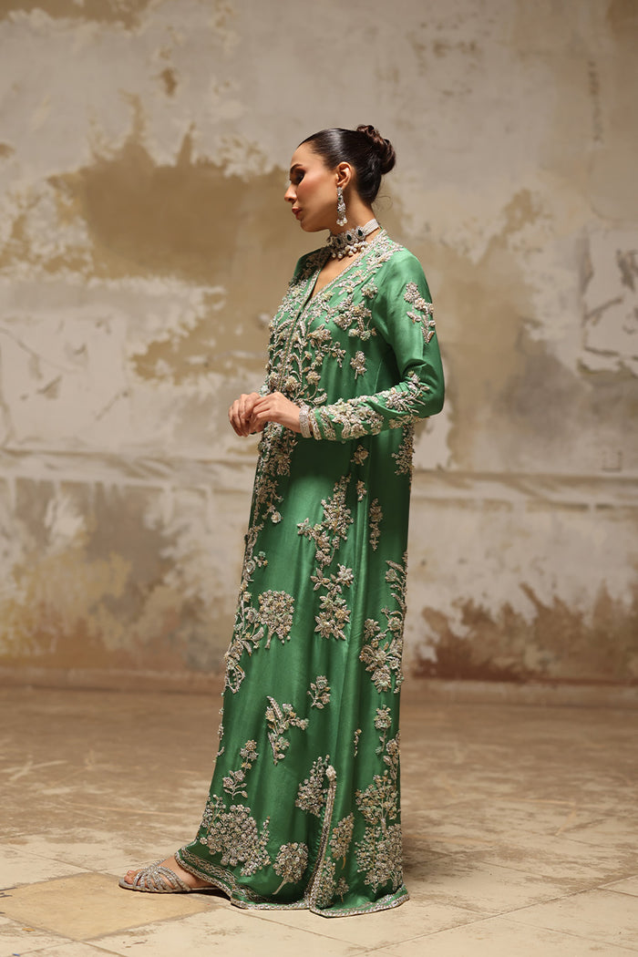 Nida Azwer-Nia