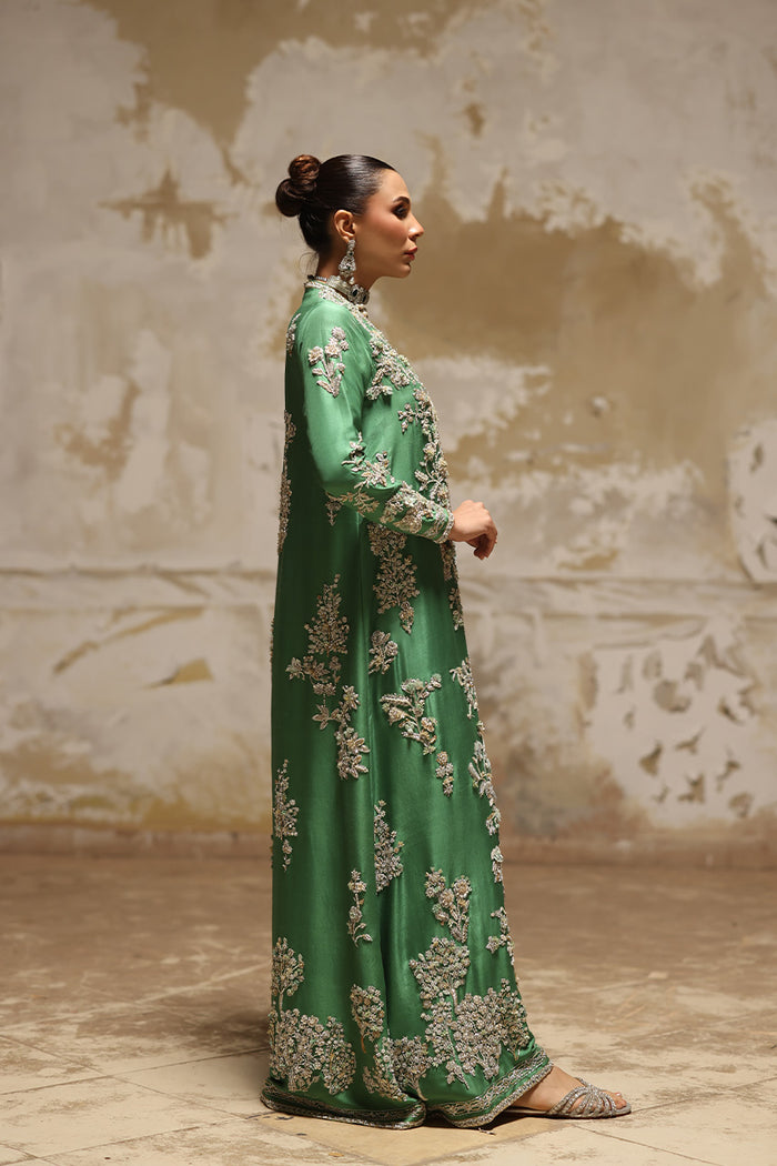 Nida Azwer-Nia