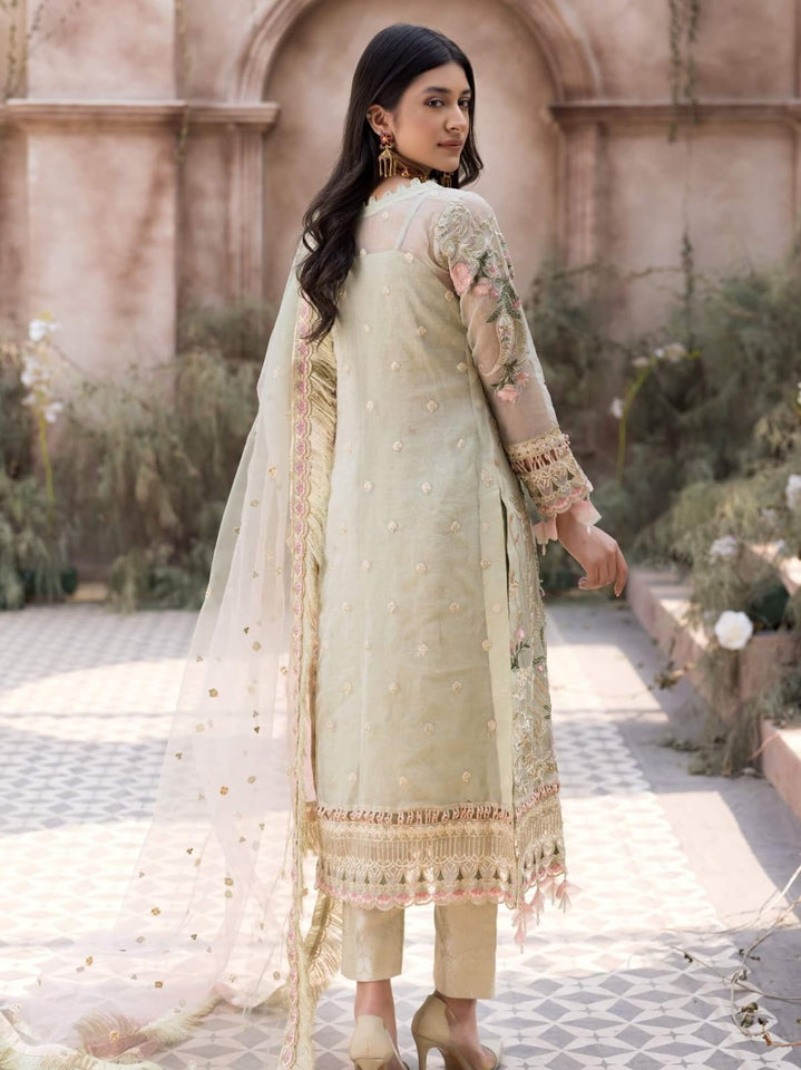 Emaan Adeel-Le Festa